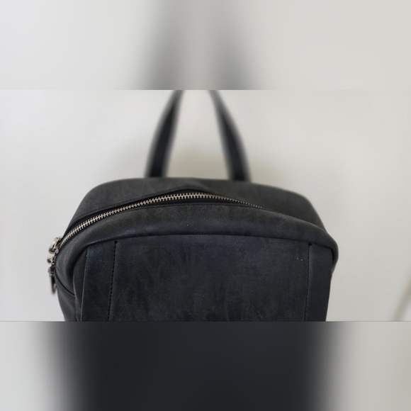 Steve Madden Black PVC Backpack - Picture 4 of 8